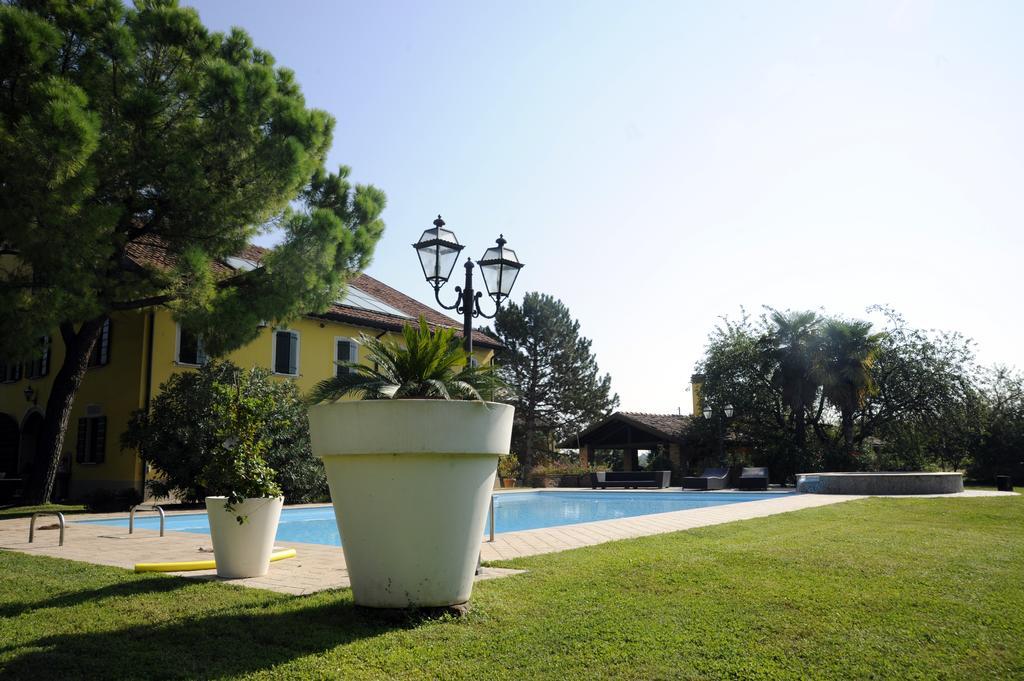 Agriturismo Corte Capiluppia Curtatone Exteriér fotografie